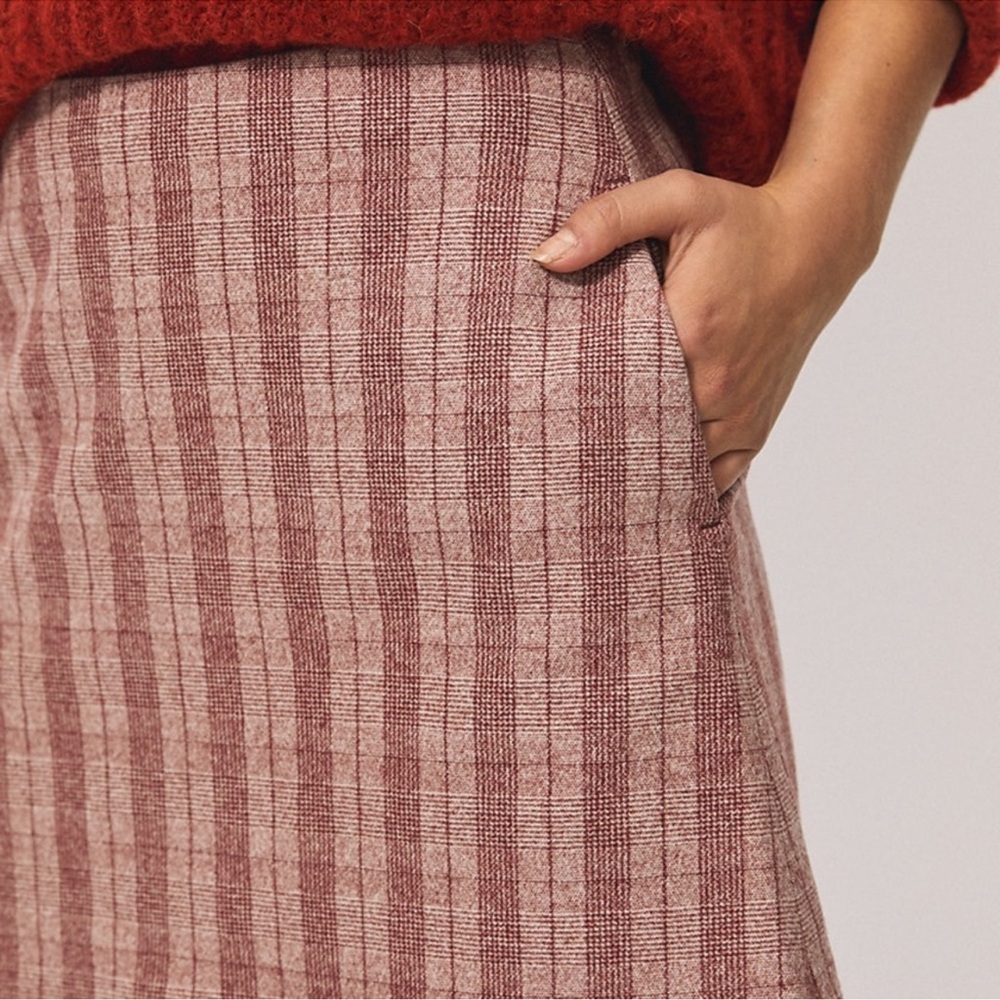 Aritzia Wilfred New Classic Mini Skirt- Red Plaid Wool and Cashmere Mini Skirt - Picture 6 of 8